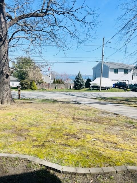 Building Photo - 41 Cedar Dr