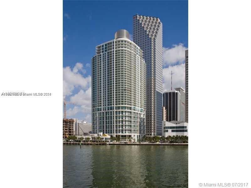 Primary Photo - 300 S Biscayne Blvd