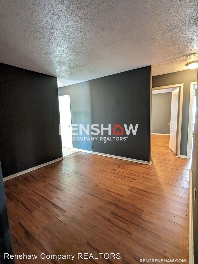 Building Photo - 2 br, 1 bath House - 640 Safari Dr