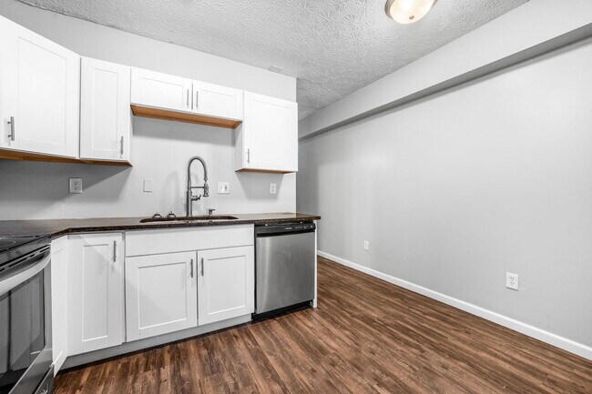 Foto del edificio - 1661 N Pearl St