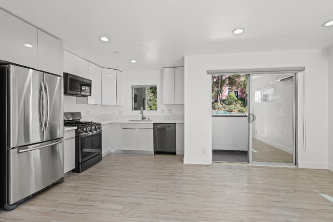 Building Photo - 249 S Coronado St