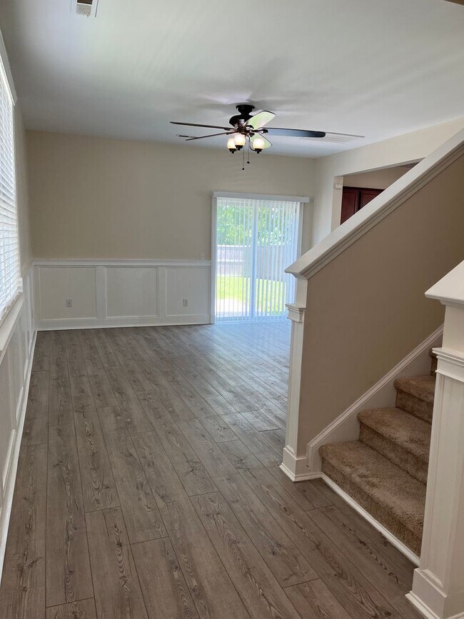 Building Photo - Beautiful 3 Bedroom located in Cane Bay