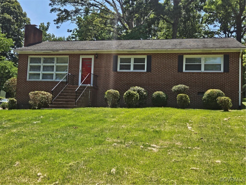 Foto principal - 6947 Montauk Dr