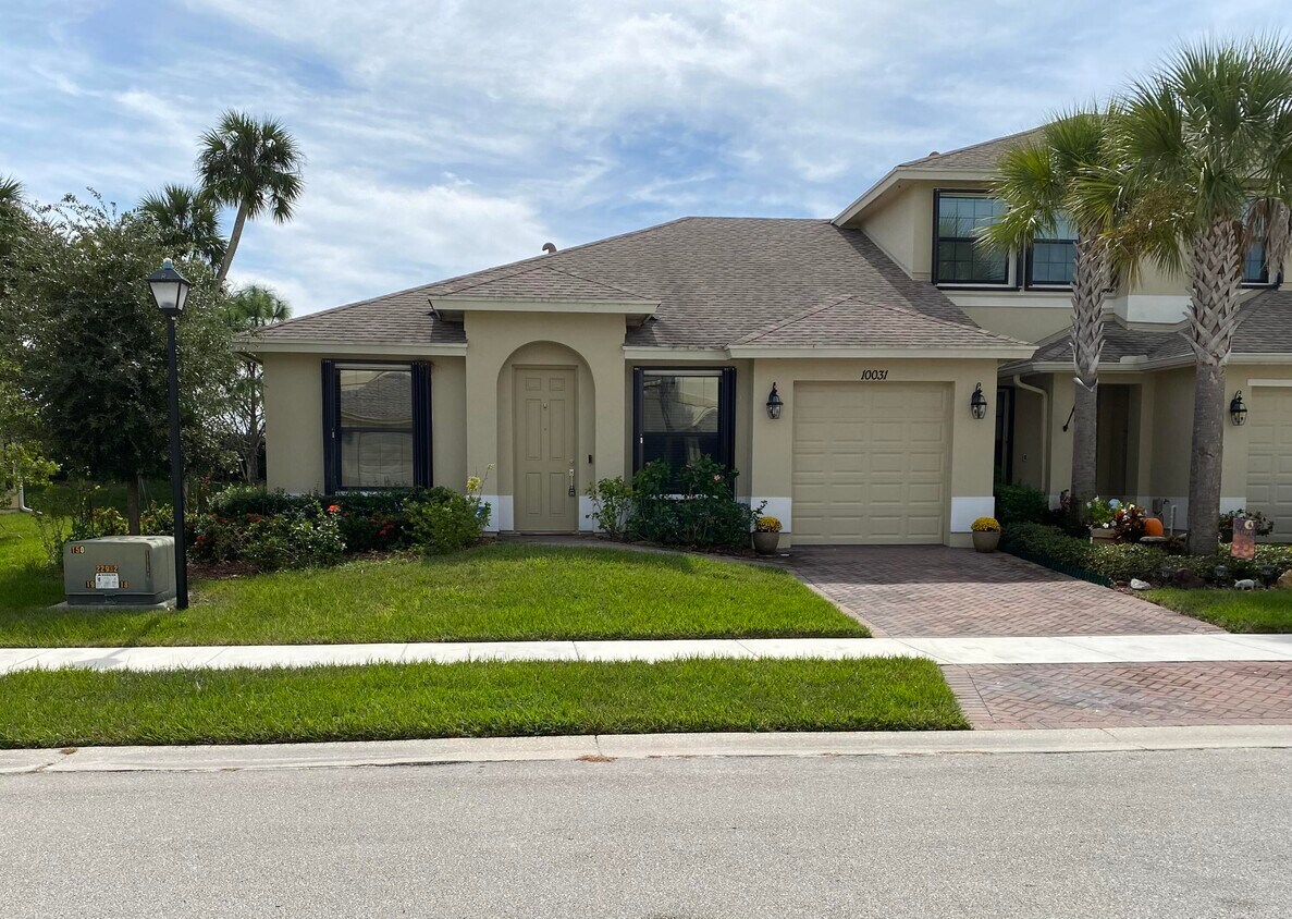 Foto principal - 10031 W Villa Cir