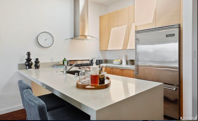 Building Photo - 28 Parker Ave