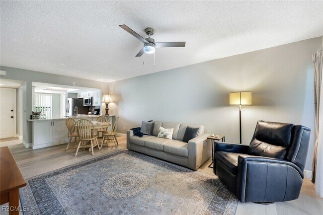 Foto del edificio - 15177 Parkside Dr