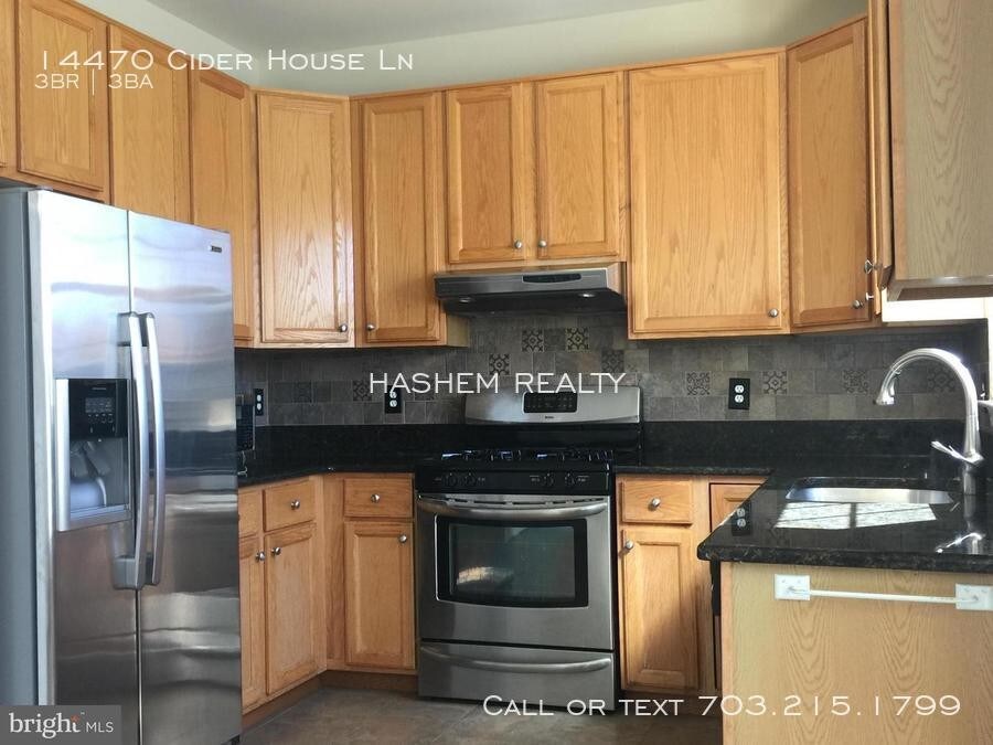 Building Photo - 14470 Cider House Ln