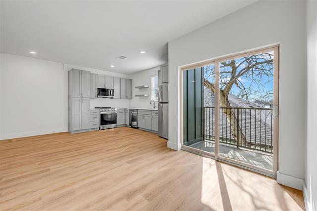 Foto del edificio - 5313 Reiger Ave