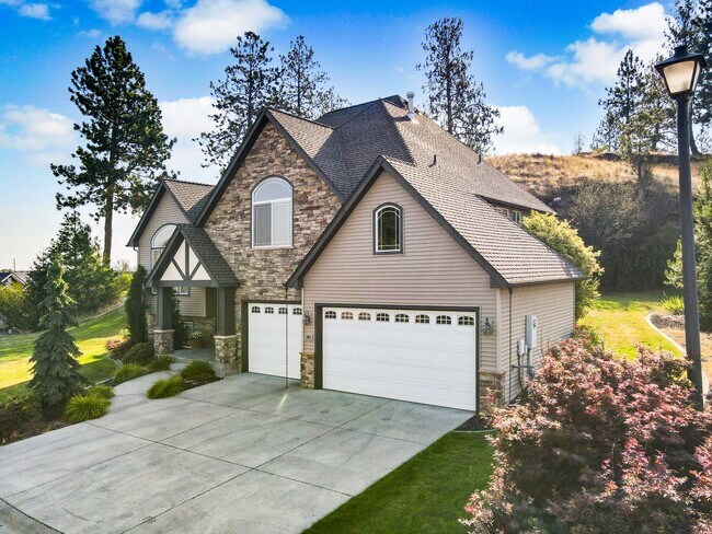 Foto del edificio - Dream Home At Shelley Lake
