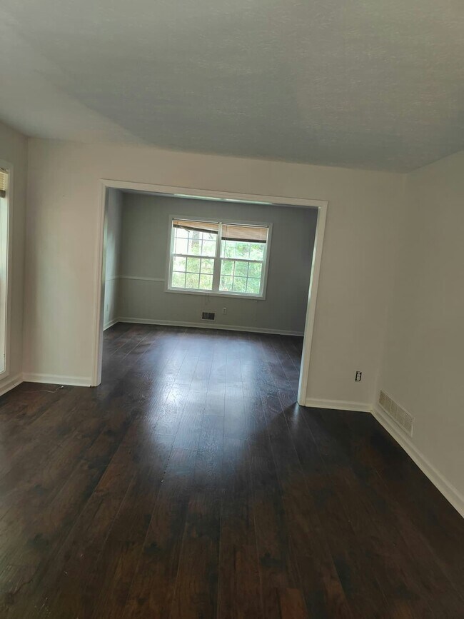 Foto del edificio - 3272 Idlecreek Ln