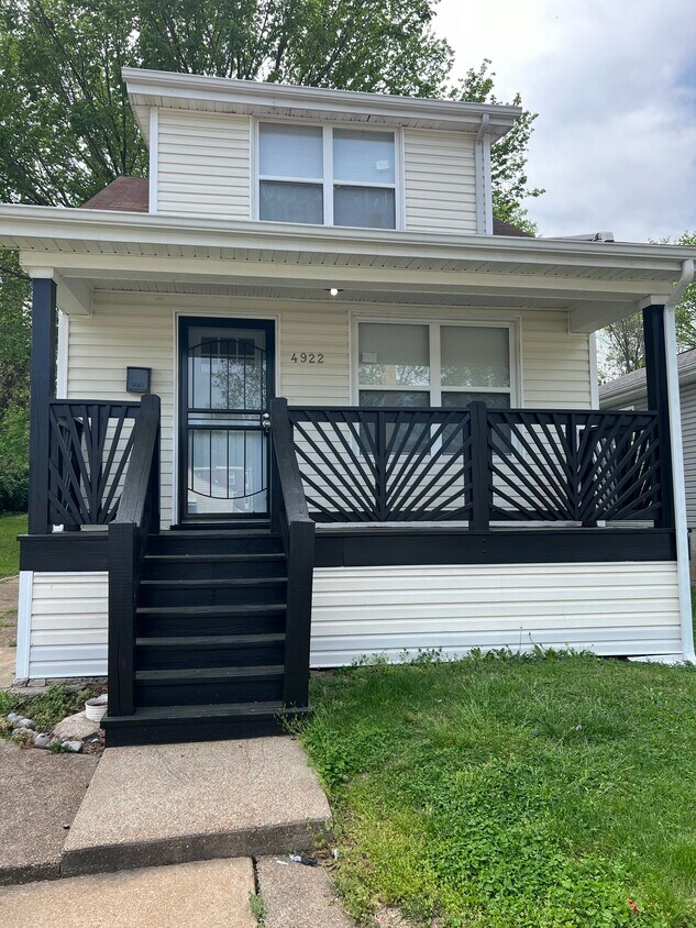 Foto principal - 4922 Rosalie St