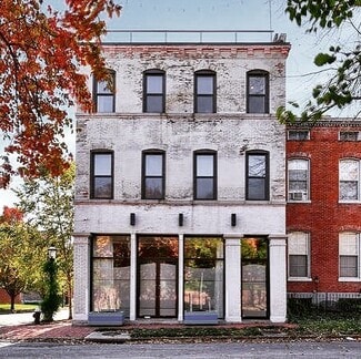 Building Photo - 900 Hickory St