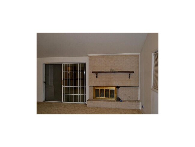 Foto del edificio - 2413 Sussex Dr