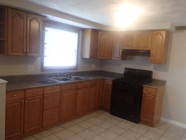Building Photo - NOW AVAILABLE! - 120 Hedgewood Pl, Utica, ...