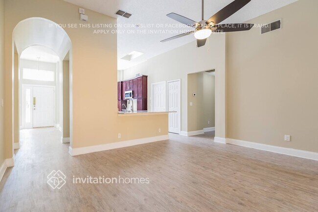 Foto del edificio - 3457 Woodley Park Pl