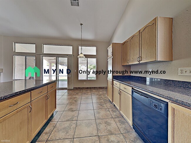 Building Photo - 3 br, 2 bath Apartment - 7417 Red Eagle St
