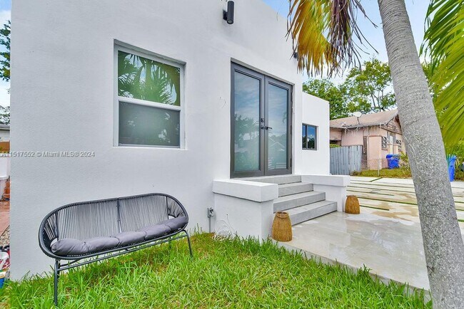 Building Photo - 85 NW 47th St