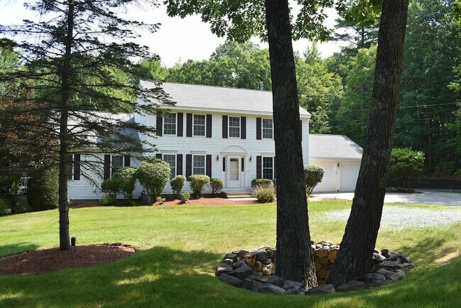 Building Photo - 51 Westview Rd