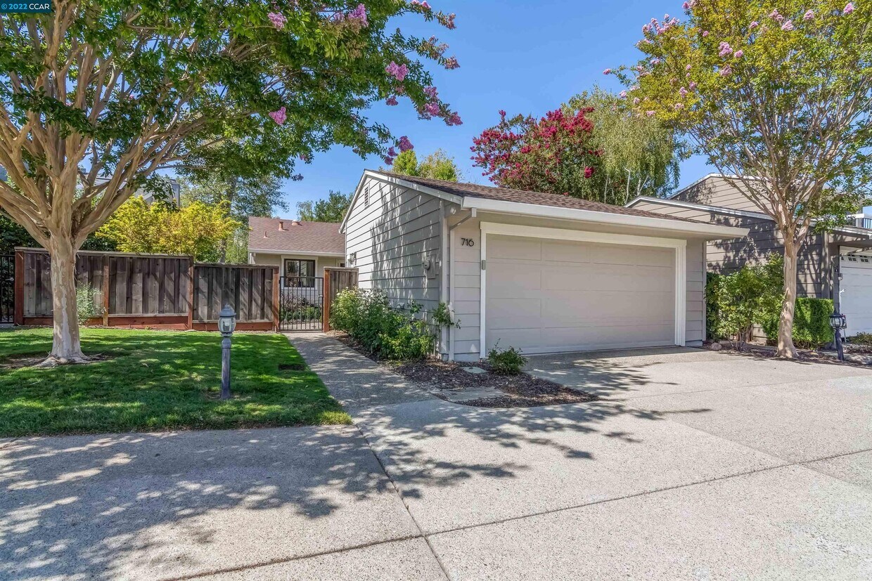 716 Augusta Dr, Moraga, CA 94556 Townhome Rentals in Moraga CA
