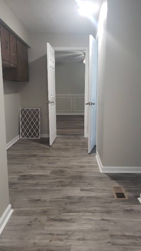 Foto del edificio - 1550 Lake Villa Cir