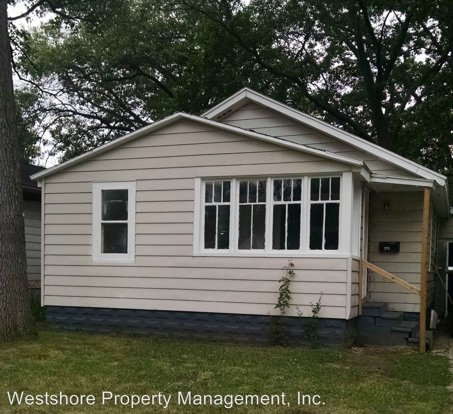 Primary Photo - 2 br, 1 bath House - 3237 Waalkes St.