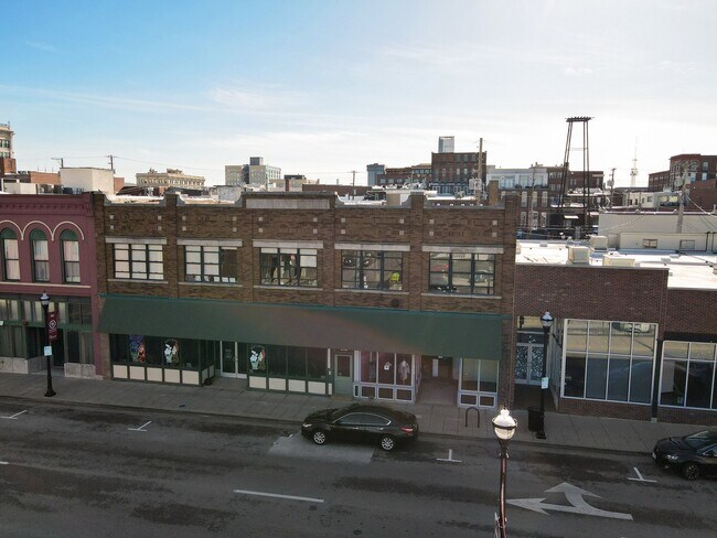 Building Photo - 312 S Campbell Ave