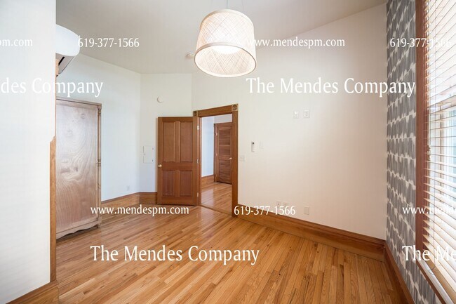 Building Photo - Ultra Hip 1bd/1bath Apartment Home in Stun...