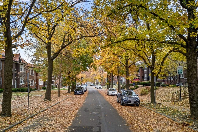 Foto del edificio - 6432 Alamo Ave