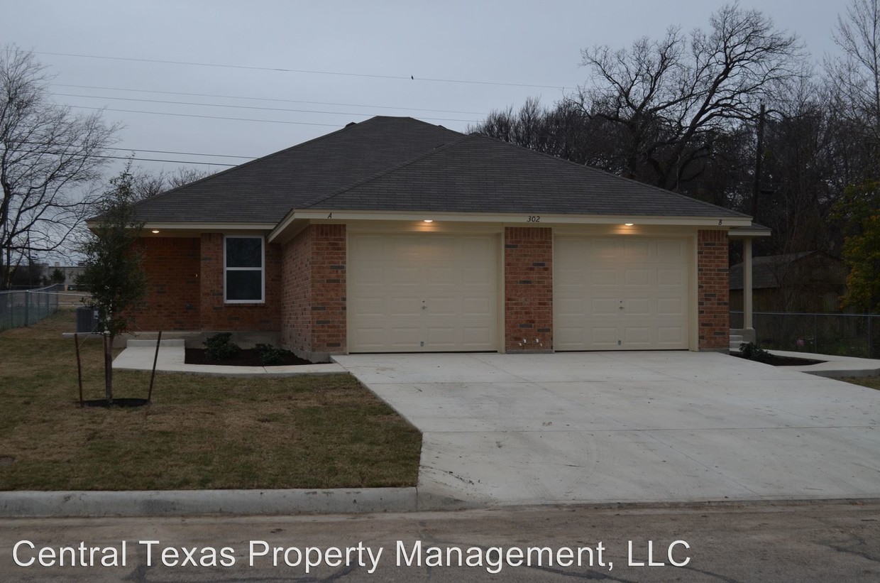 Primary Photo - 301 Coby Dr