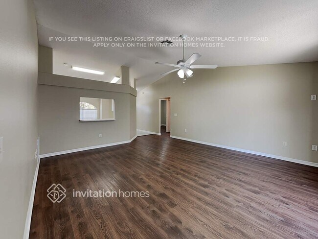 Foto del edificio - 6689 Shepherd Oaks St