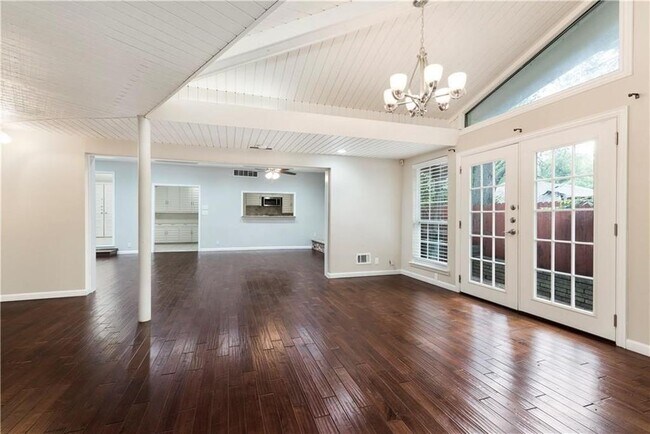 Foto del edificio - 7292 Williamson Rd
