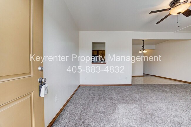 Foto del edificio - !!50 Percent off your 1st Months Rent!! Spacious 1BD/1BTH Apartment with a Private Balcony in the...
