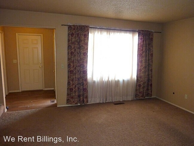 Building Photo - 1473 Westchester Square E