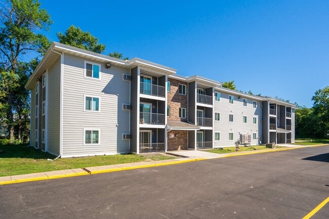 Building Photo - Coopers Court