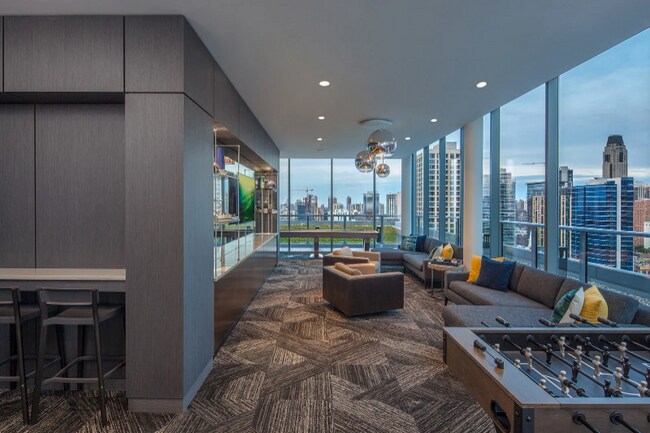 Foto del edificio - 640 N Wells St