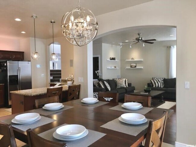 Foto del edificio - 5193 Fox Hollow Way
