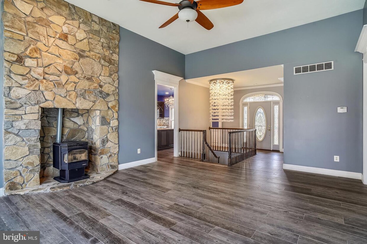 1930 Long Corner Rd, Mount Airy, MD 21771 House Rental in Mount Airy