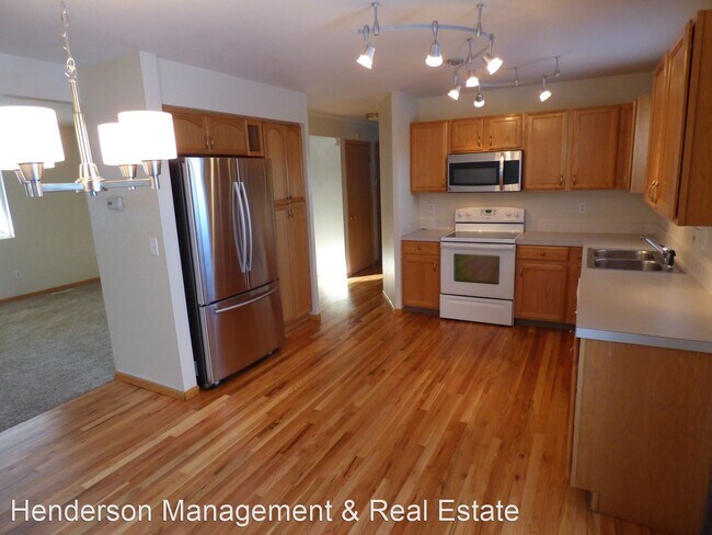 Building Photo - 3 br, 2.5 bath House - 3375 Coal Creek St.