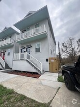 Building Photo - 2718 S Galvez St