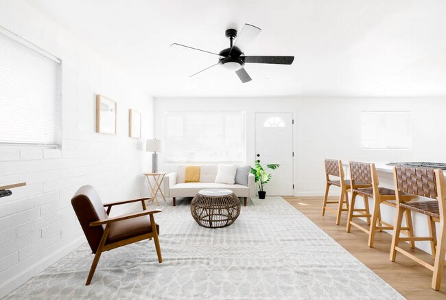 Foto del edificio - 2112 E Lemon St