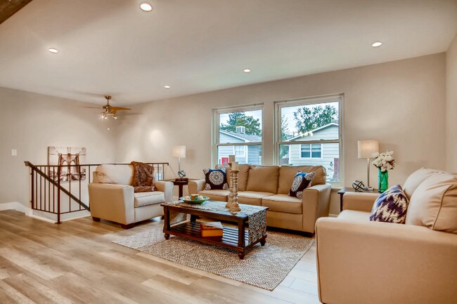 Building Photo - 2040 Hooker St