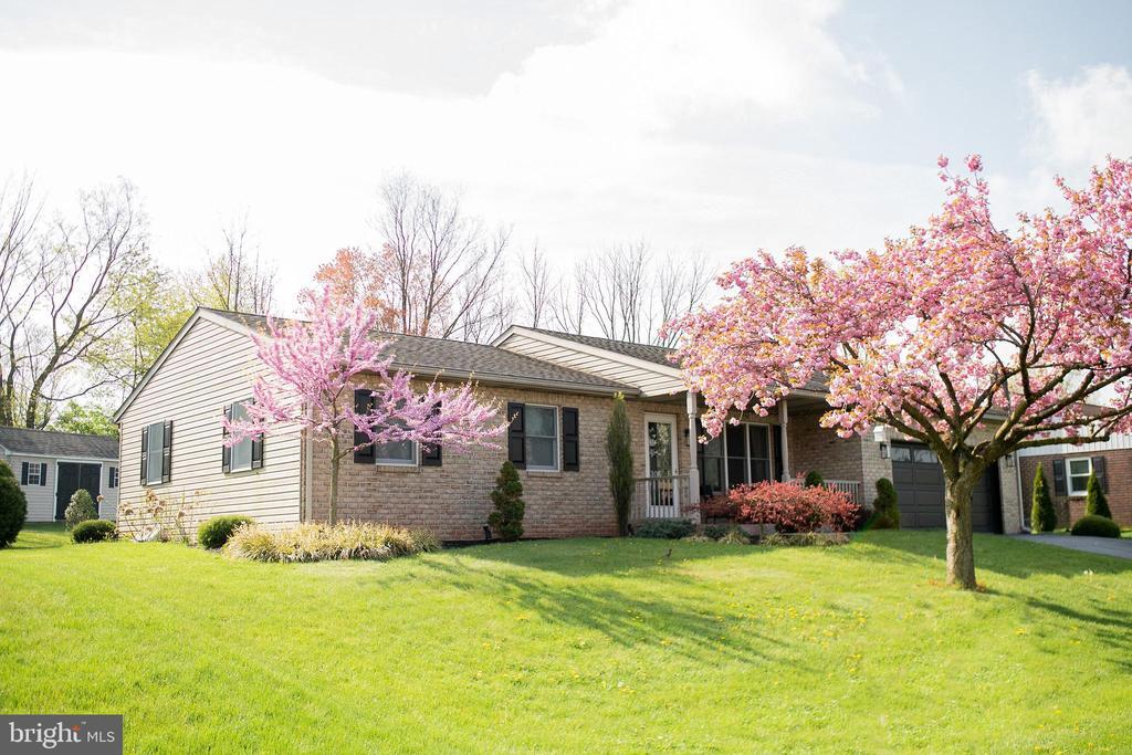 108 Horizon Dr, Denver, PA 17517 House Rental in Denver, PA