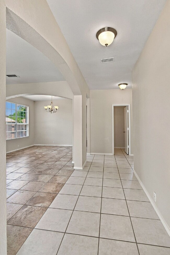 Building Photo - "Spacious Two-Story Home with Multiple Living Spaces and and Expansive Backyard!"