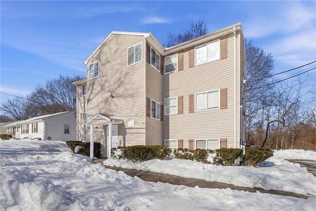 Building Photo - 16 Joseph St