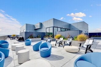 Building Photo - Bay One
