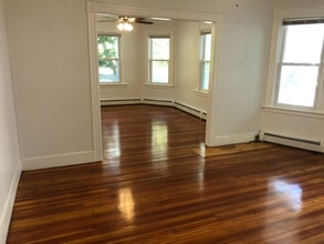 Building Photo - 34 Miller Ave