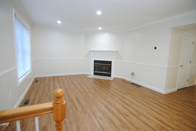 Foto del edificio - 29 Georgetown Dr