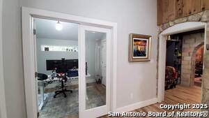 Foto del edificio - 9810 Park Dr