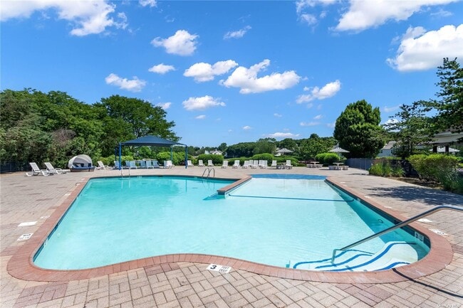 Building Photo - 162 Walden Ct
