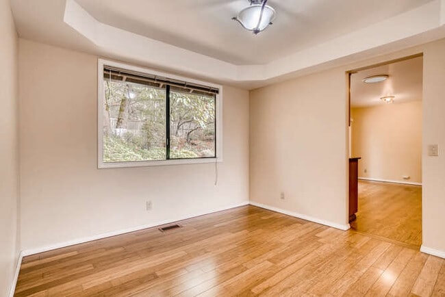 Building Photo - 14420 SE 63rd St